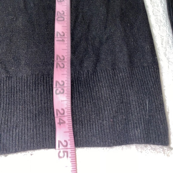 Banana Republic Merino wool Sweater - Picture 5 of 9